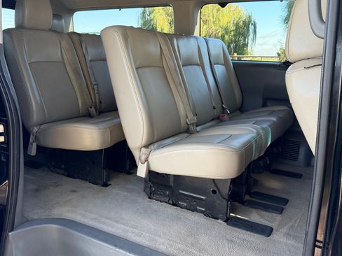 Used 2013 Nissan NV 3500 SL w/ Technology Pkg image 6