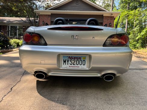 Used 2005 Honda S2000 image 6