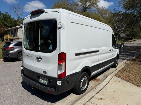 Used 2019 Ford Transit 250 148 Medium Roof image 6