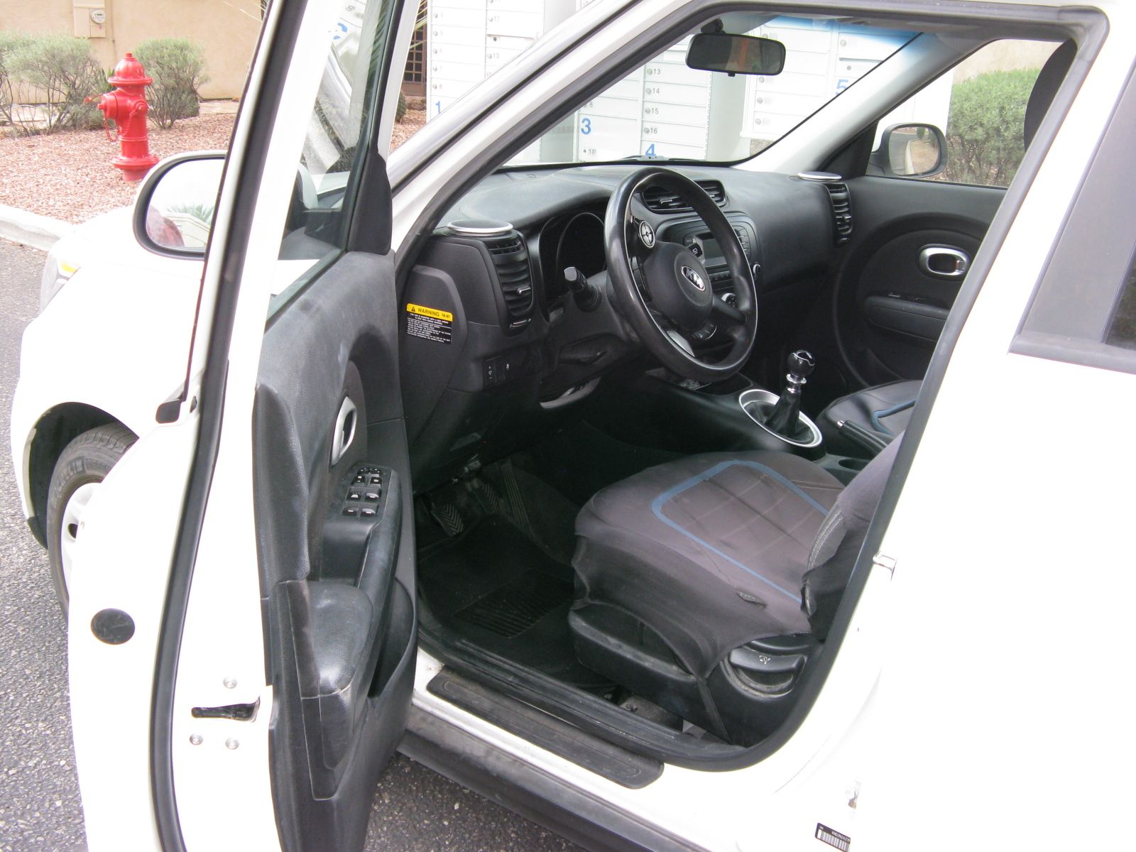 Used 2015 Kia Soul FWD image 4