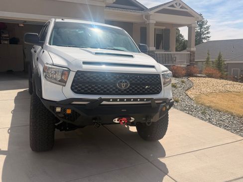 Used 2019 Toyota Tundra SR5 w/ SR5 Upgrade Package image 2