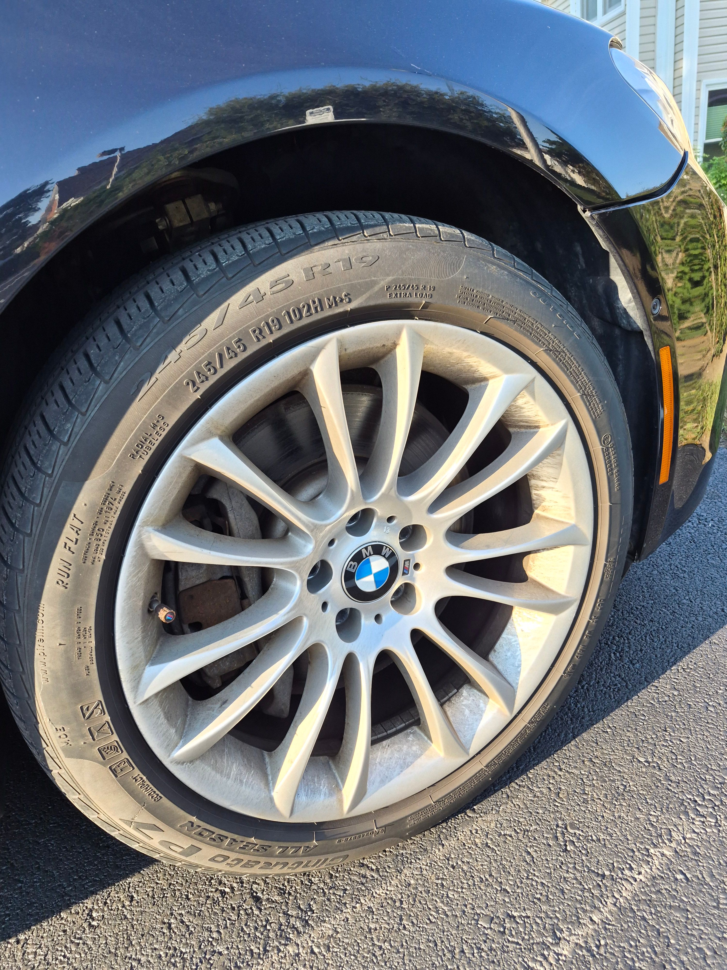 Used 2011 BMW 750i xDrive AWD/4WD image 5