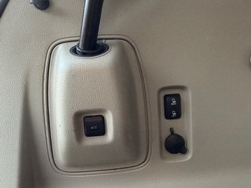 Used 2010 Ford Edge Limited image 23