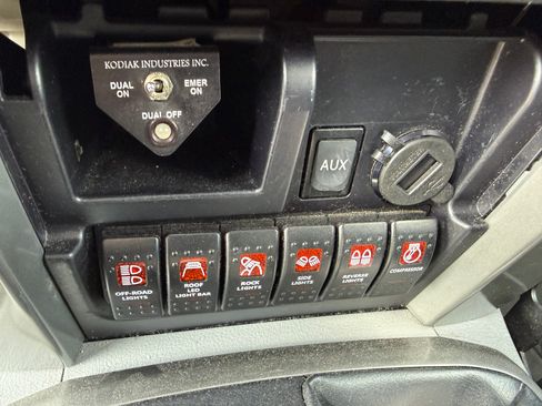 Used 2010 Toyota 4Runner Trail AWD/4WD image 15