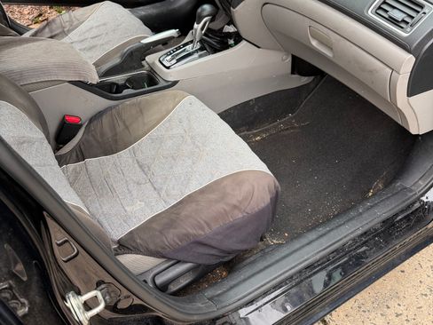 Used 2013 Honda Civic EX image 9