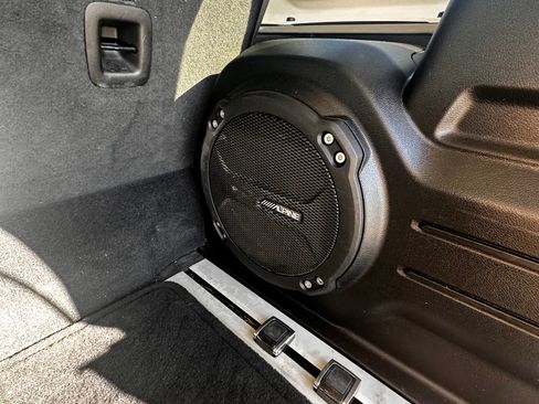 Used 2022 Jeep Wrangler Unlimited Rubicon 4xe w/ Steel Bumper Group image 16