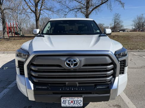 Used 2023 Toyota Tundra Limited image 2