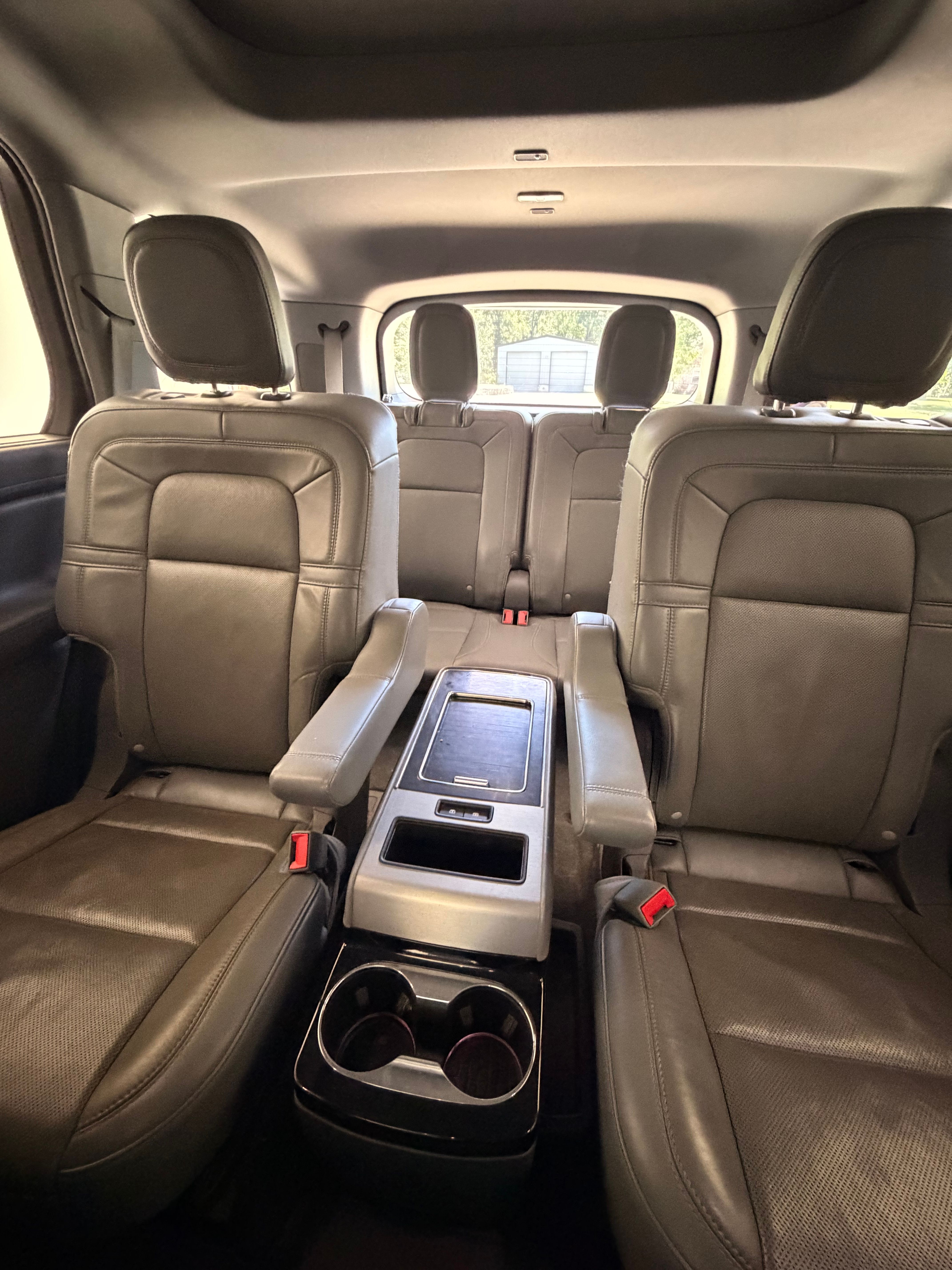 Used 2020 Lincoln Aviator Reserve w/ Equipment Group 202A AWD/4WD image 5