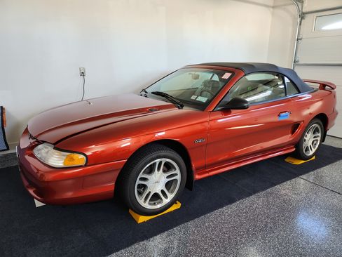 Used 1997 Ford Mustang GT image 13