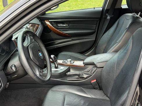 Used 2013 BMW 328i xDrive Sedan AWD/4WD image 8