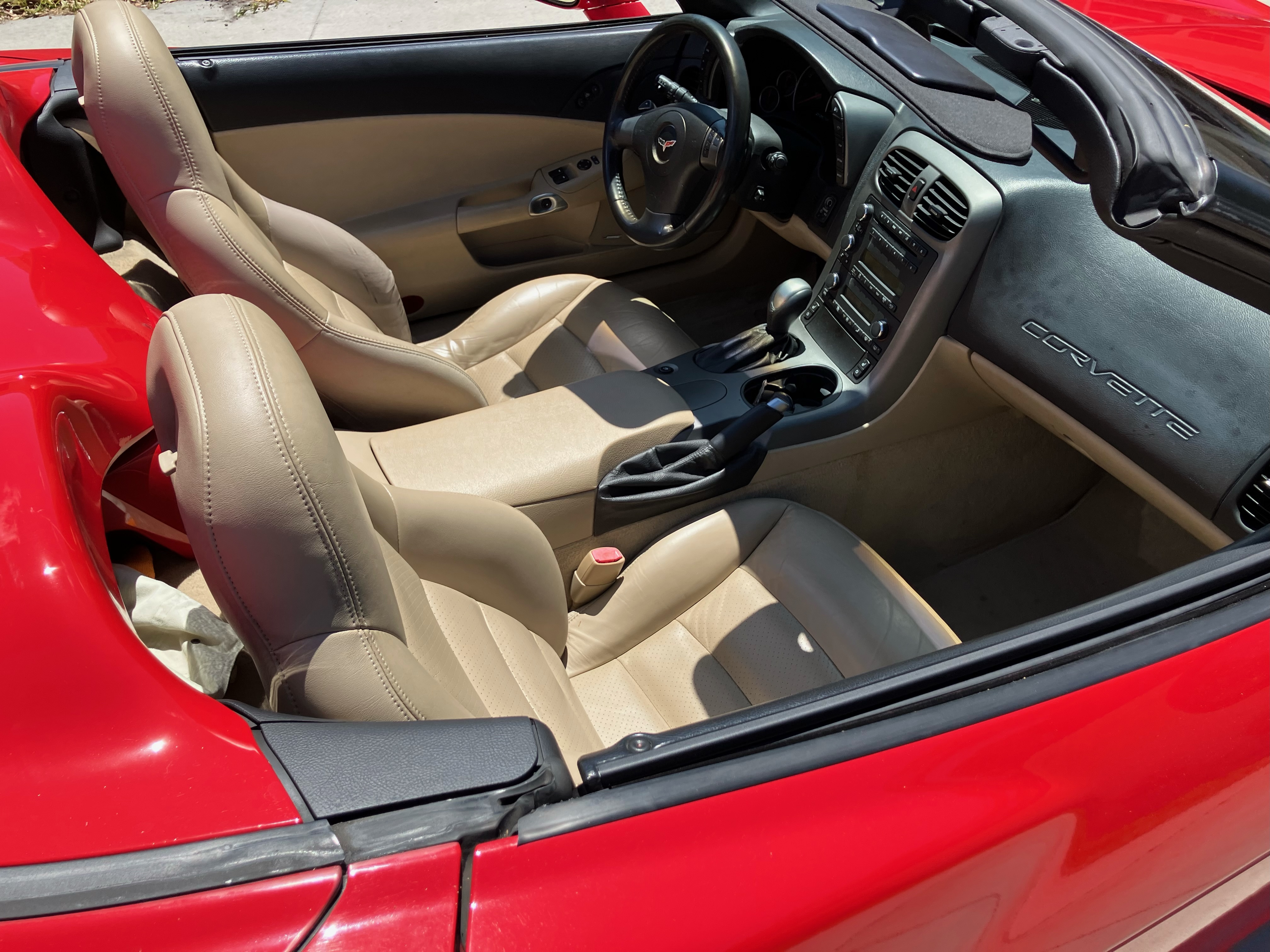 Used 2007 Chevrolet Corvette Convertible w/ Preferred Equipment Group RWD image 8