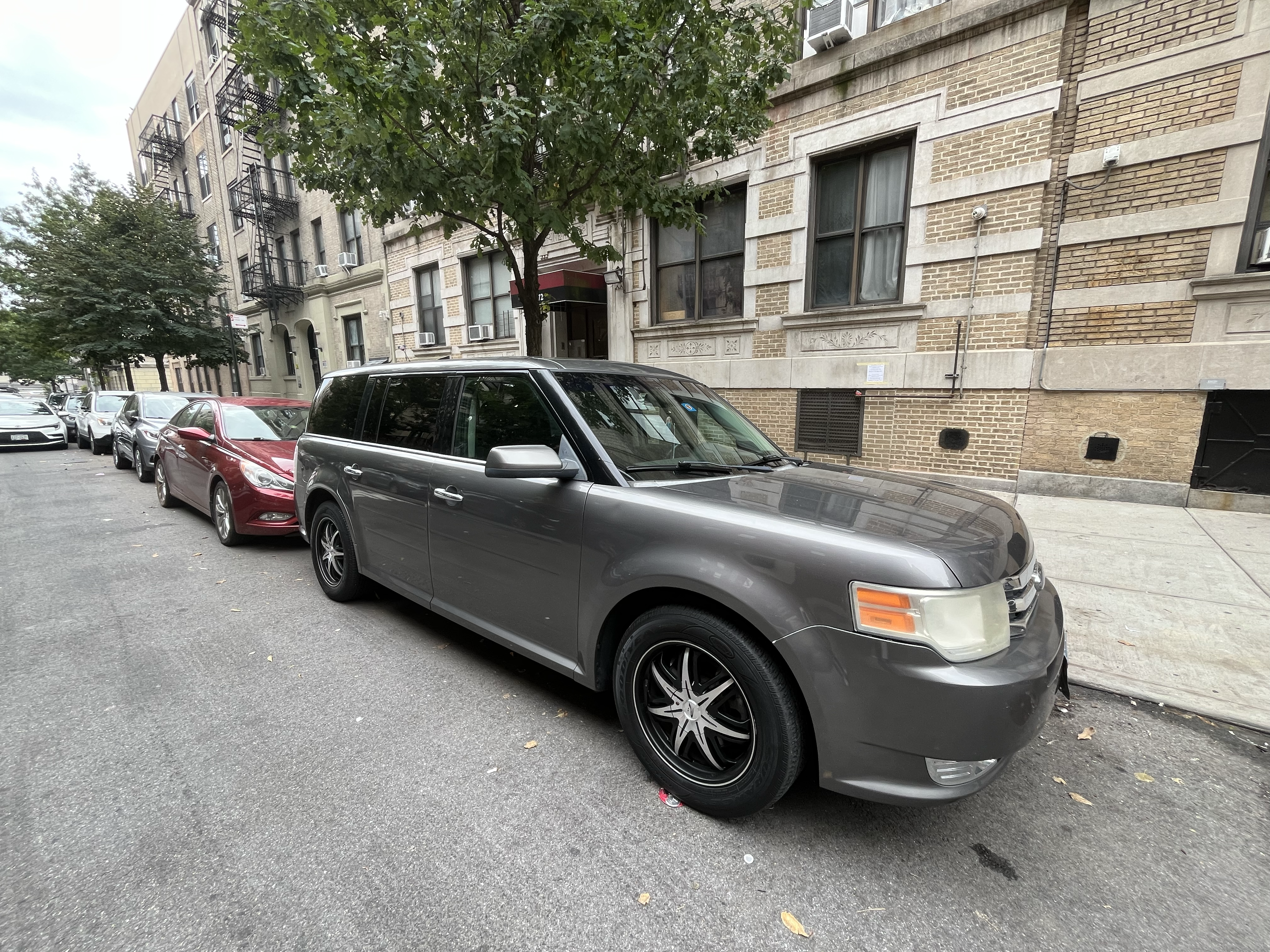 Used 2009 Ford Flex SEL AWD/4WD image 1