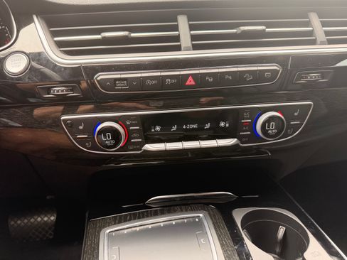Used 2019 Audi Q7 3.0T Premium Plus w/ Premium Plus Package AWD/4WD image 12