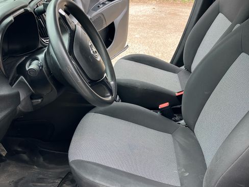 Used 2018 RAM ProMaster City Tradesman image 13