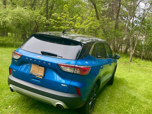 Used 2020 Ford Escape SE AWD/4WD image 5