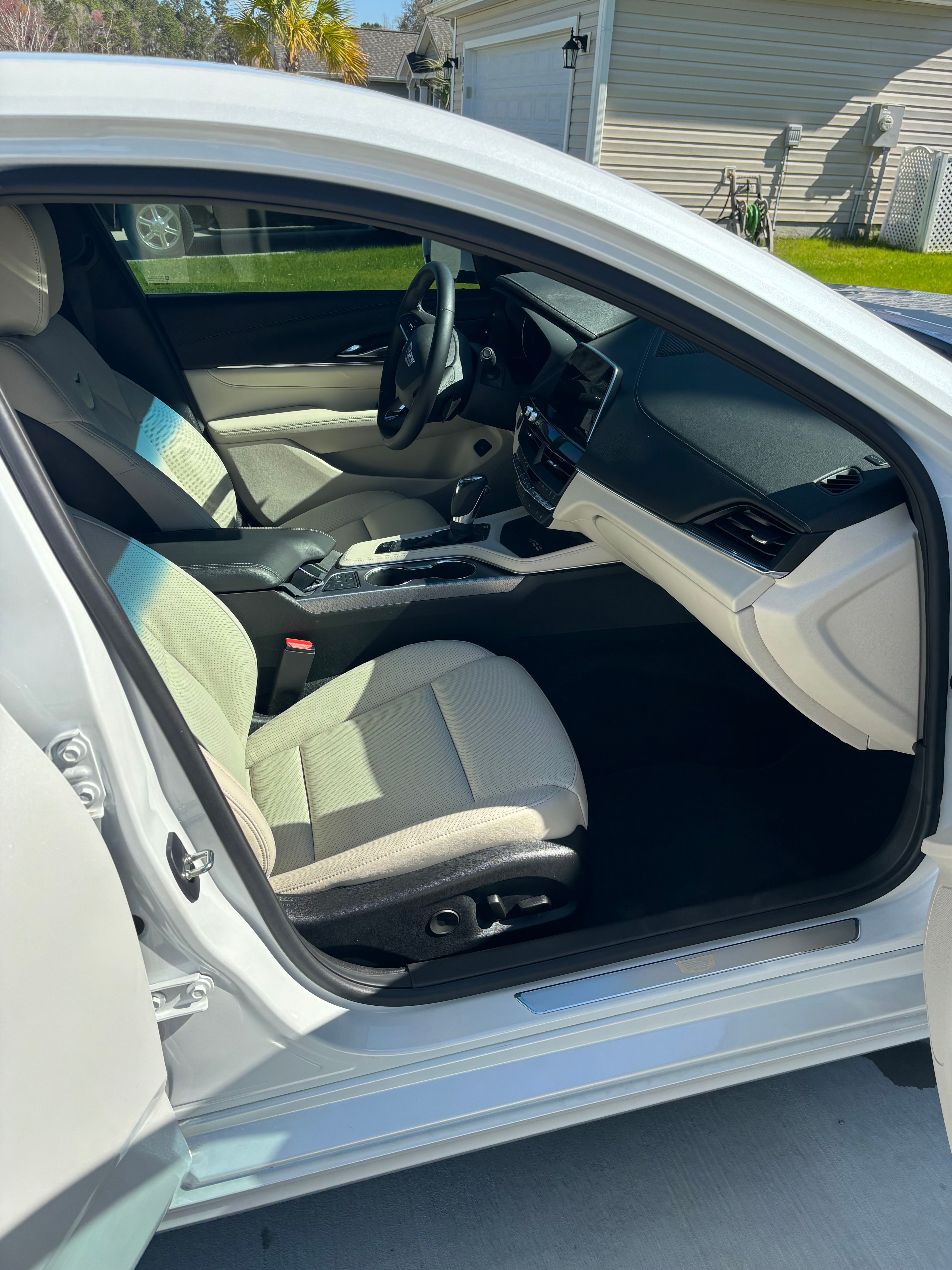 Used 2023 Cadillac CT4 Premium Luxury w/ Climate Package AWD/4WD image 5