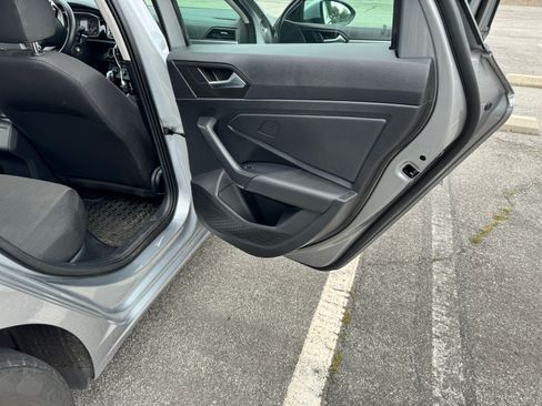 Used 2020 Volkswagen Jetta S w/ Driver Assistance Package image 19