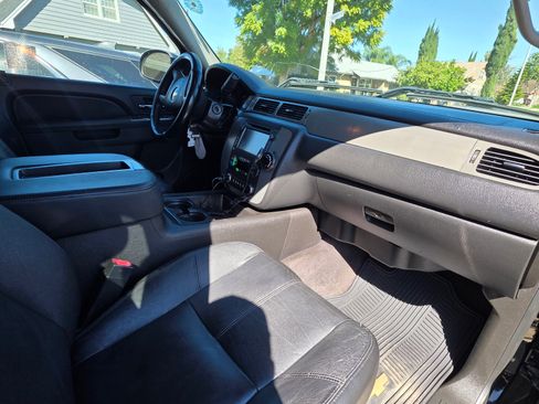 Used 2012 Chevrolet Silverado 2500 LTZ w/ LTZ Plus Package image 13