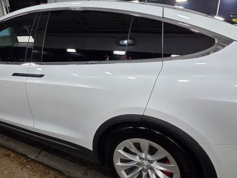 Used 2021 Tesla Model X Performance image 5