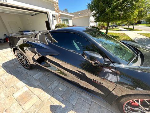 Used 2023 Chevrolet Corvette Stingray Premium Cpe w/ Z51 Performance Package image 2