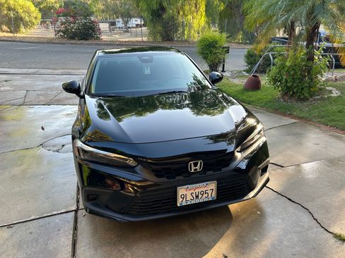 Used 2024 Honda Civic LX image 4