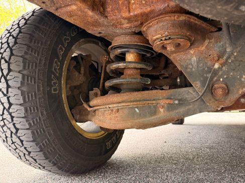 Used 2004 Honda Pilot EX image 16