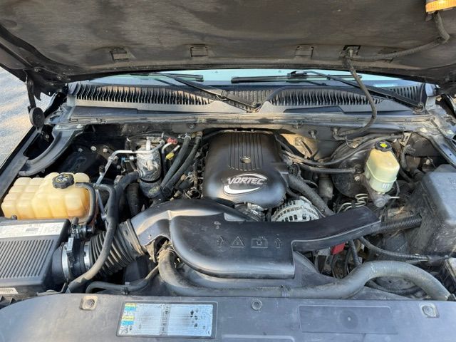 Used 2002 Chevrolet Tahoe LT AWD/4WD image 25