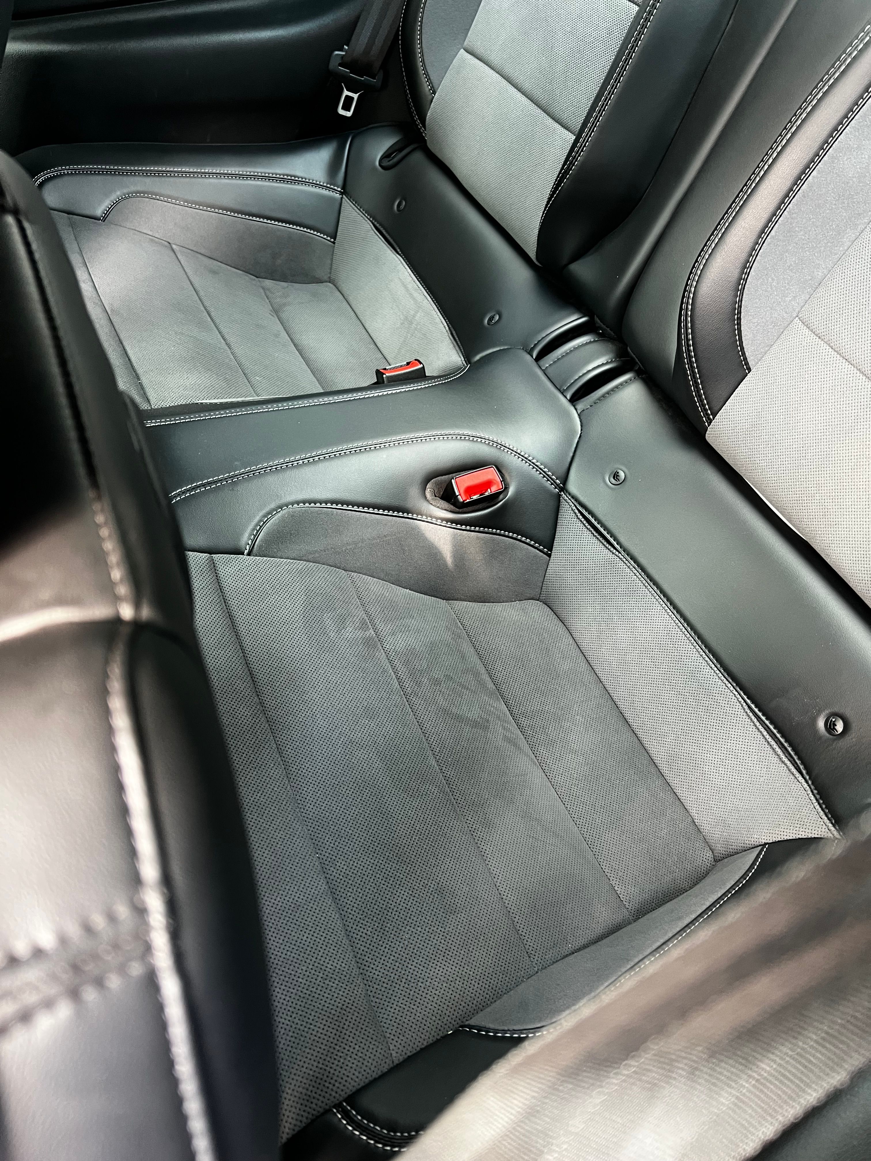 Used 2019 Ford Mustang Shelby GT350 w/ Technology Package RWD image 26
