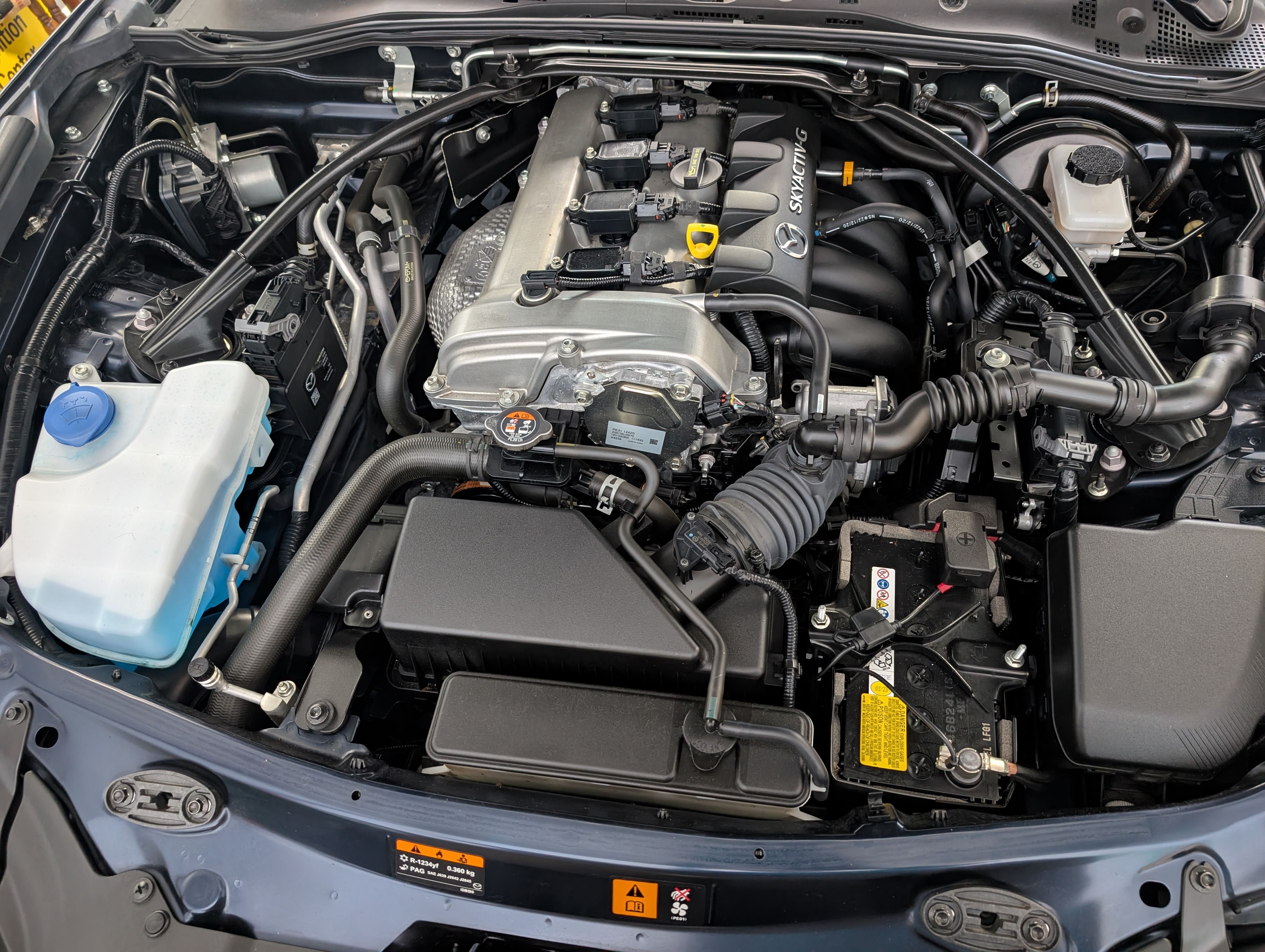 Used 2023 MAZDA MX-5 Miata Club RWD image 5