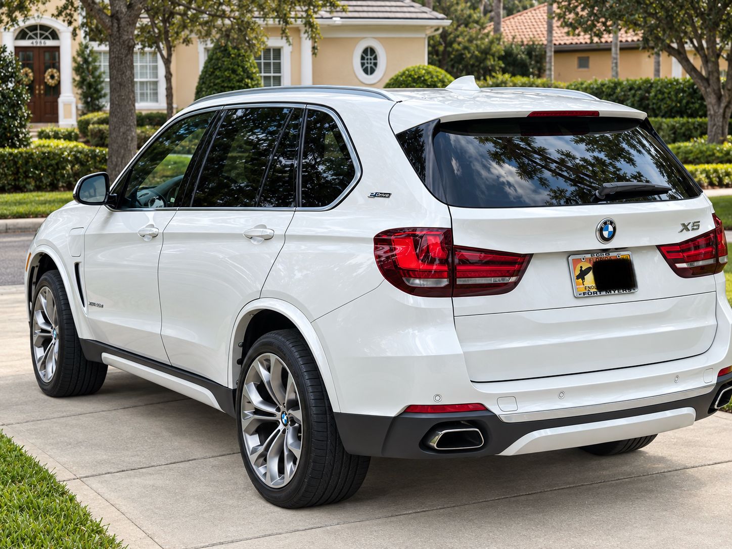 Used 2017 BMW X5 xDrive40e AWD/4WD image 4