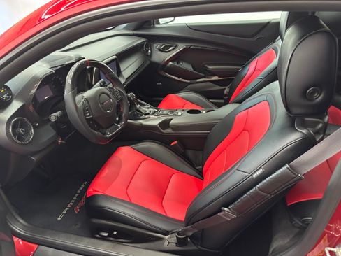 Used 2016 Chevrolet Camaro LT w/ RS Package RWD image 8