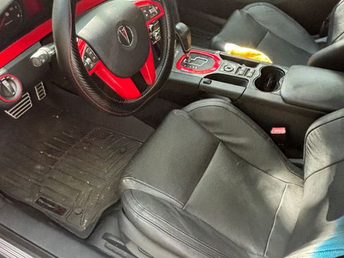 Used 2009 Pontiac G8 GT w/ Premium Package RWD image 12