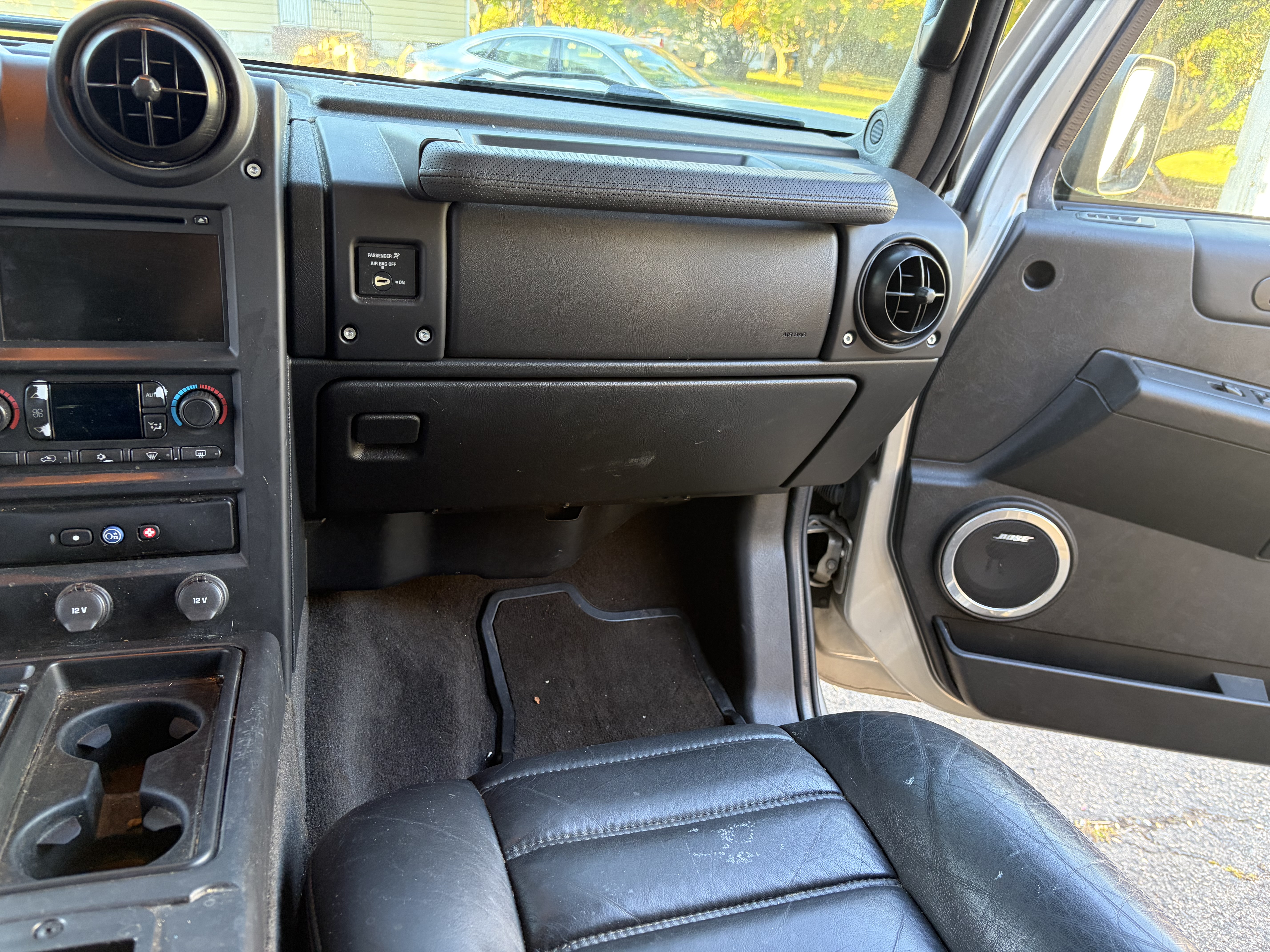 Used 2005 HUMMER H2 w/ Preferred Equipment Group AWD/4WD image 13