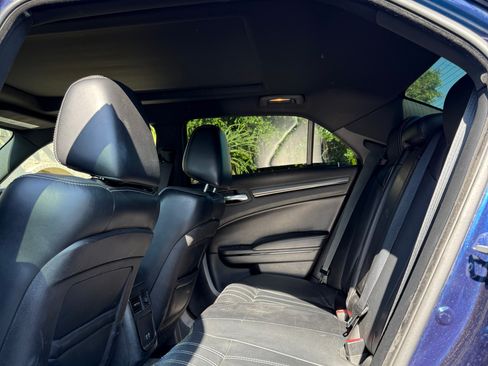 Used 2015 Chrysler 300 S w/ 300S Premium Group image 13