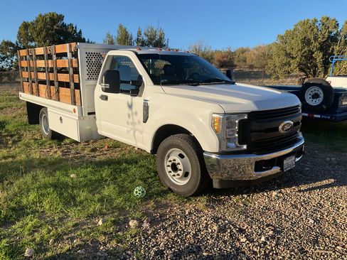 Used 2019 Ford F350 XL w/ XL Value Package RWD image 4