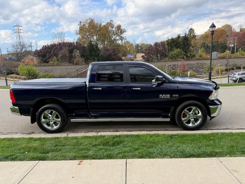 Used 2018 RAM 1500 Big Horn image 4