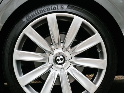 Used 2014 Bentley Flying Spur W12 image 6