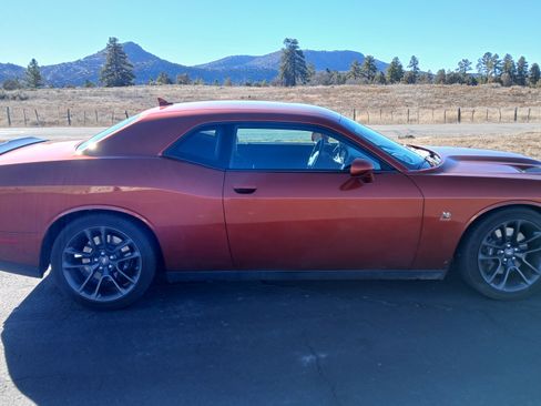 Used 2023 Dodge Challenger R/T Scat Pack w/ Plus Package image 2