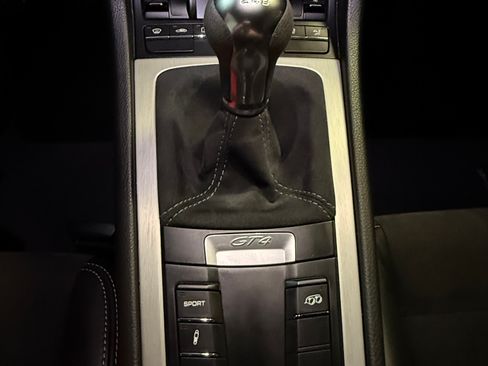 Used 2016 Porsche Cayman GT4 image 13