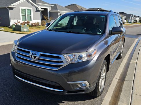 Used 2013 Toyota Highlander Limited image 8