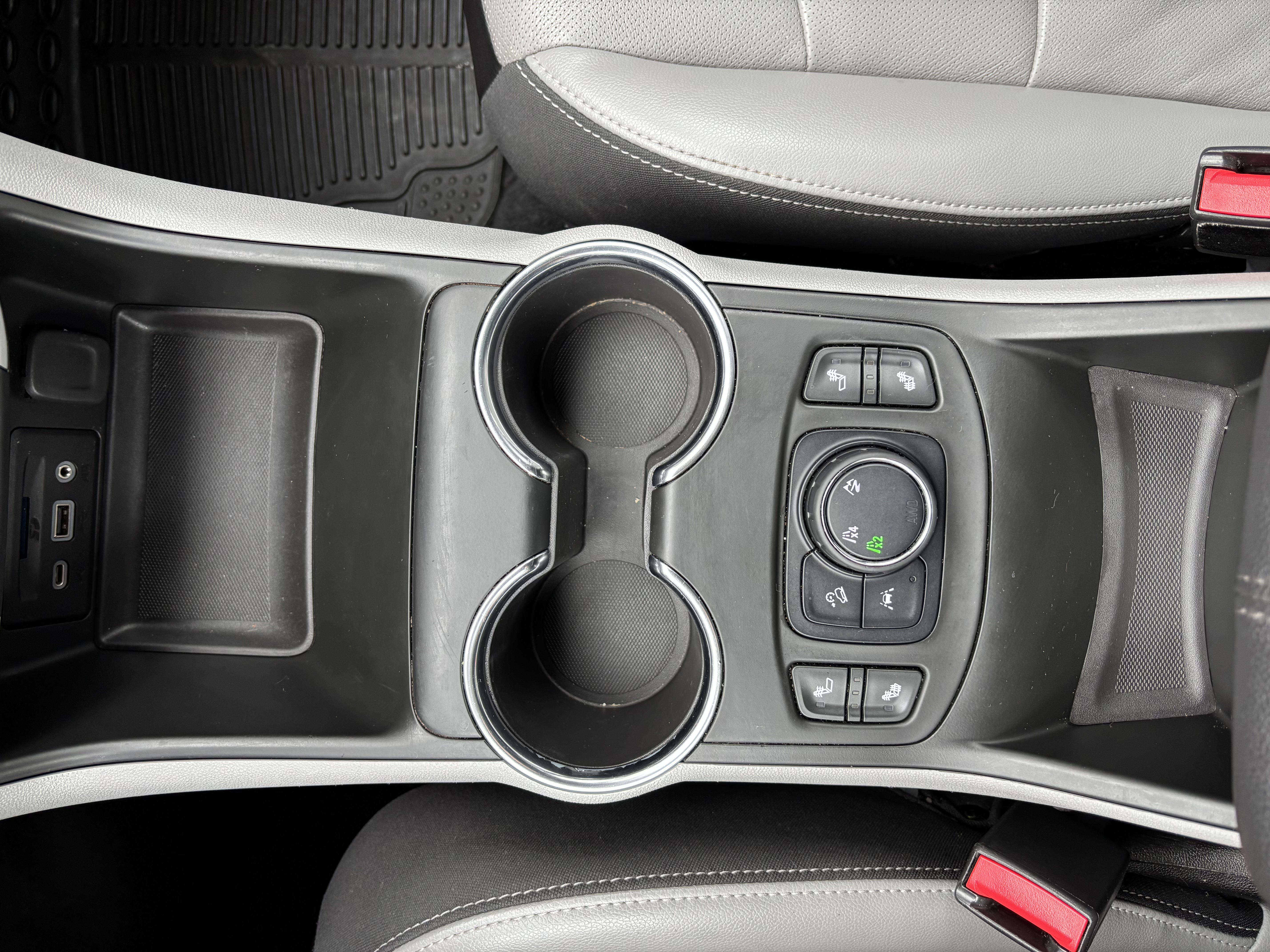 Used 2022 GMC Terrain SLT AWD/4WD image 23