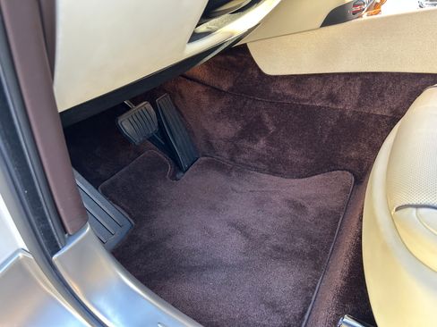 Used 2016 Rolls-Royce Wraith image 20