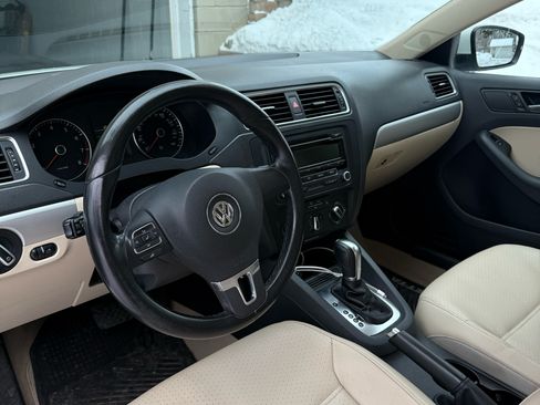 Used 2014 Volkswagen Jetta SE image 12