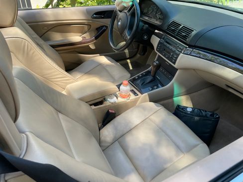 Used 2006 BMW 325Ci Convertible image 21