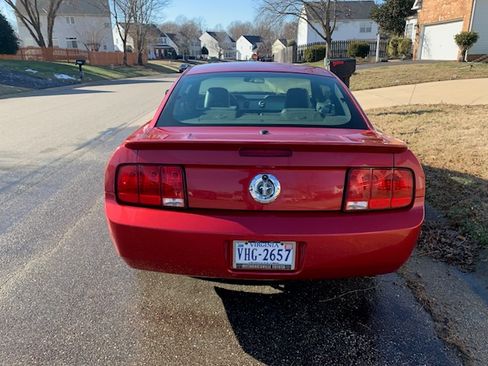 Used 2007 Ford Mustang Coupe image 4
