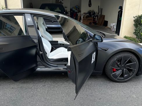 Used 2024 Tesla Model 3 Performance image 11