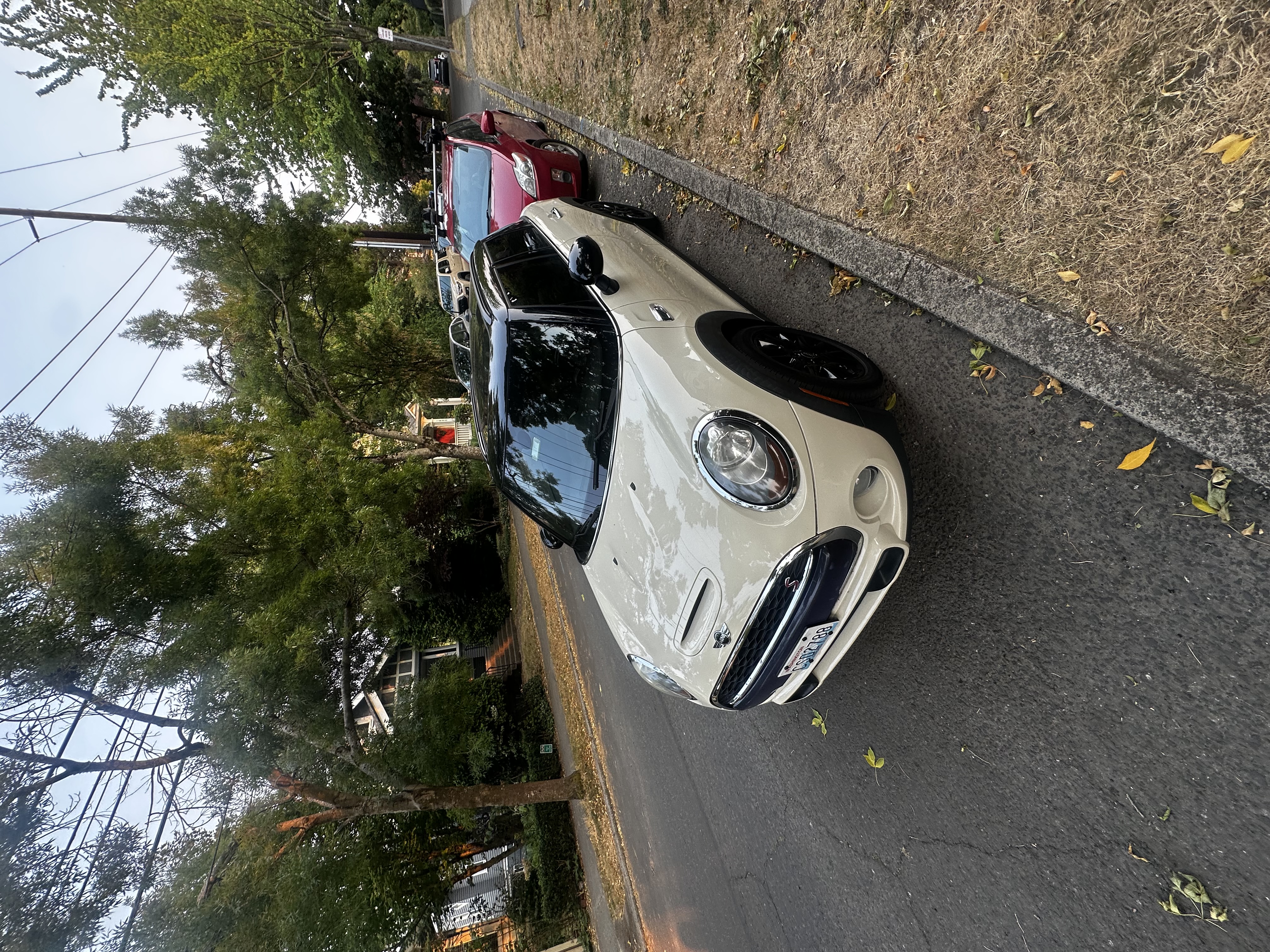 Used 2017 MINI Cooper S FWD image 1