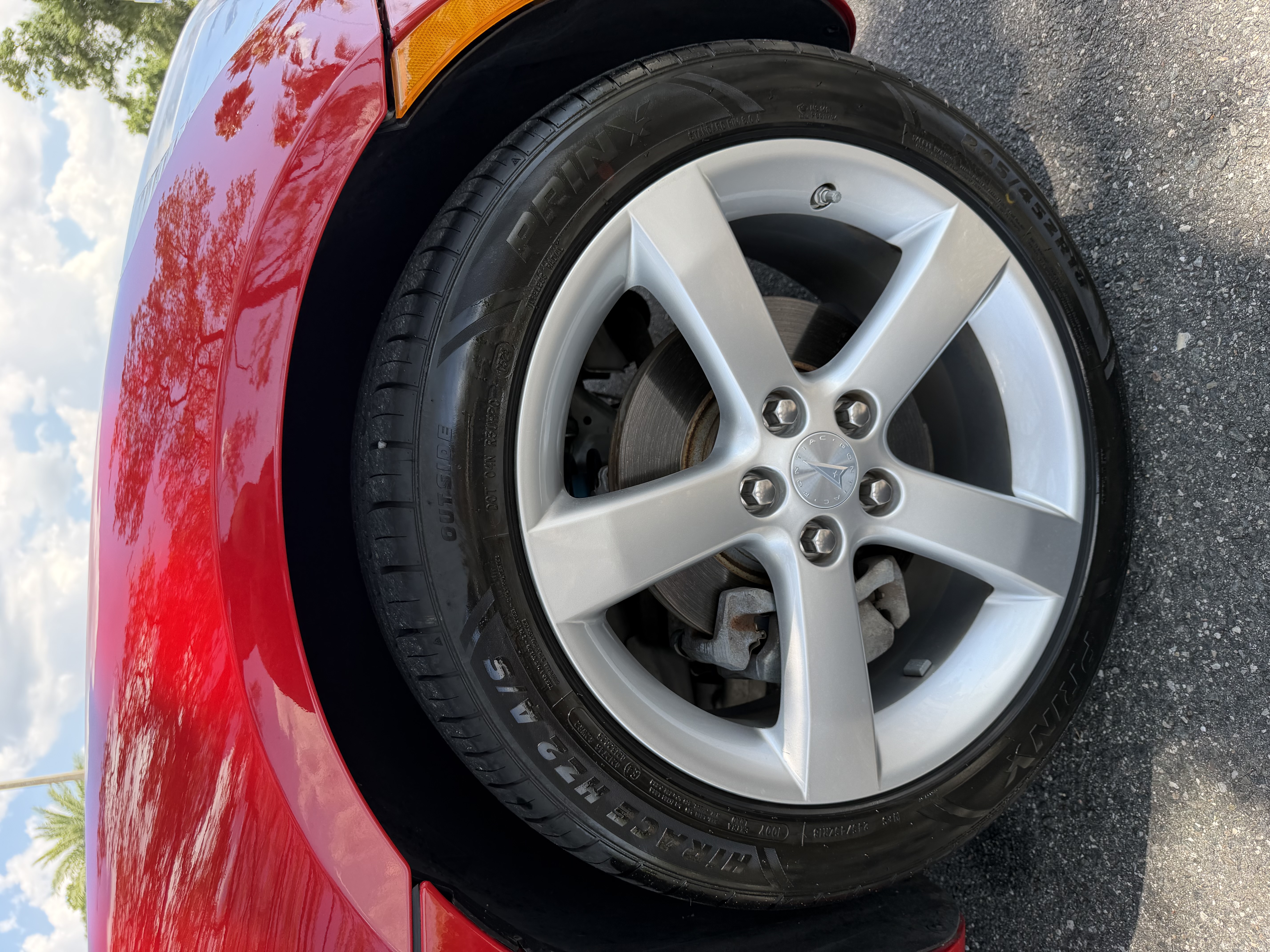 Used 2008 Pontiac Solstice Convertible w/ Premium Package RWD image 18