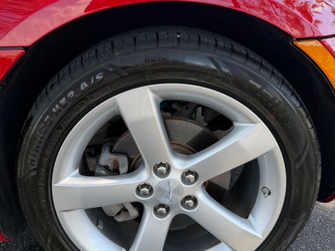 Used 2008 Pontiac Solstice Convertible w/ Premium Package RWD image 18