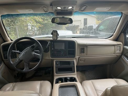 Used 2007 Chevrolet Silverado 1500 LT w/ Onstar Plus Package image 12